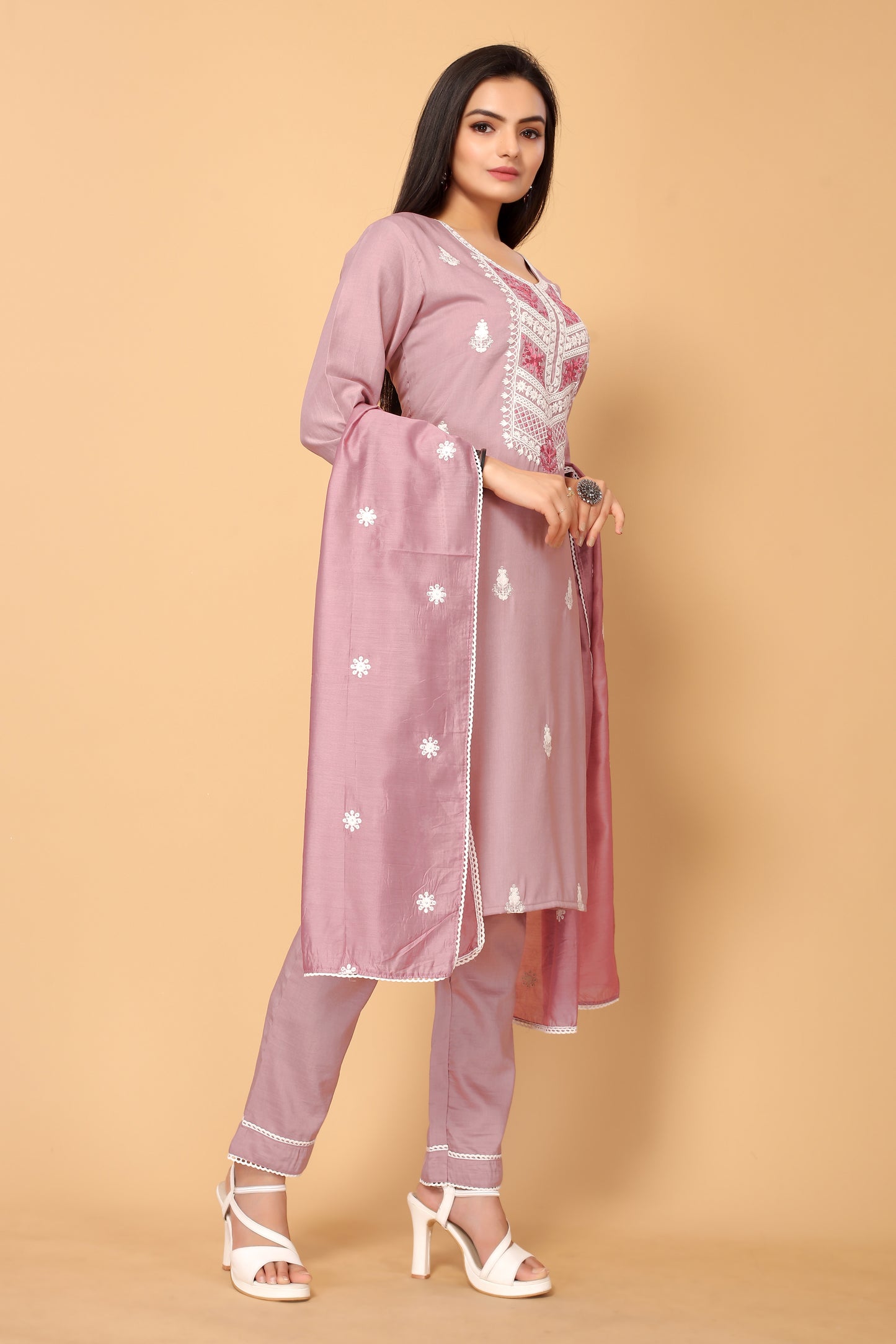 VEENA FESTIVE WEAR SILK BLEND KURTI