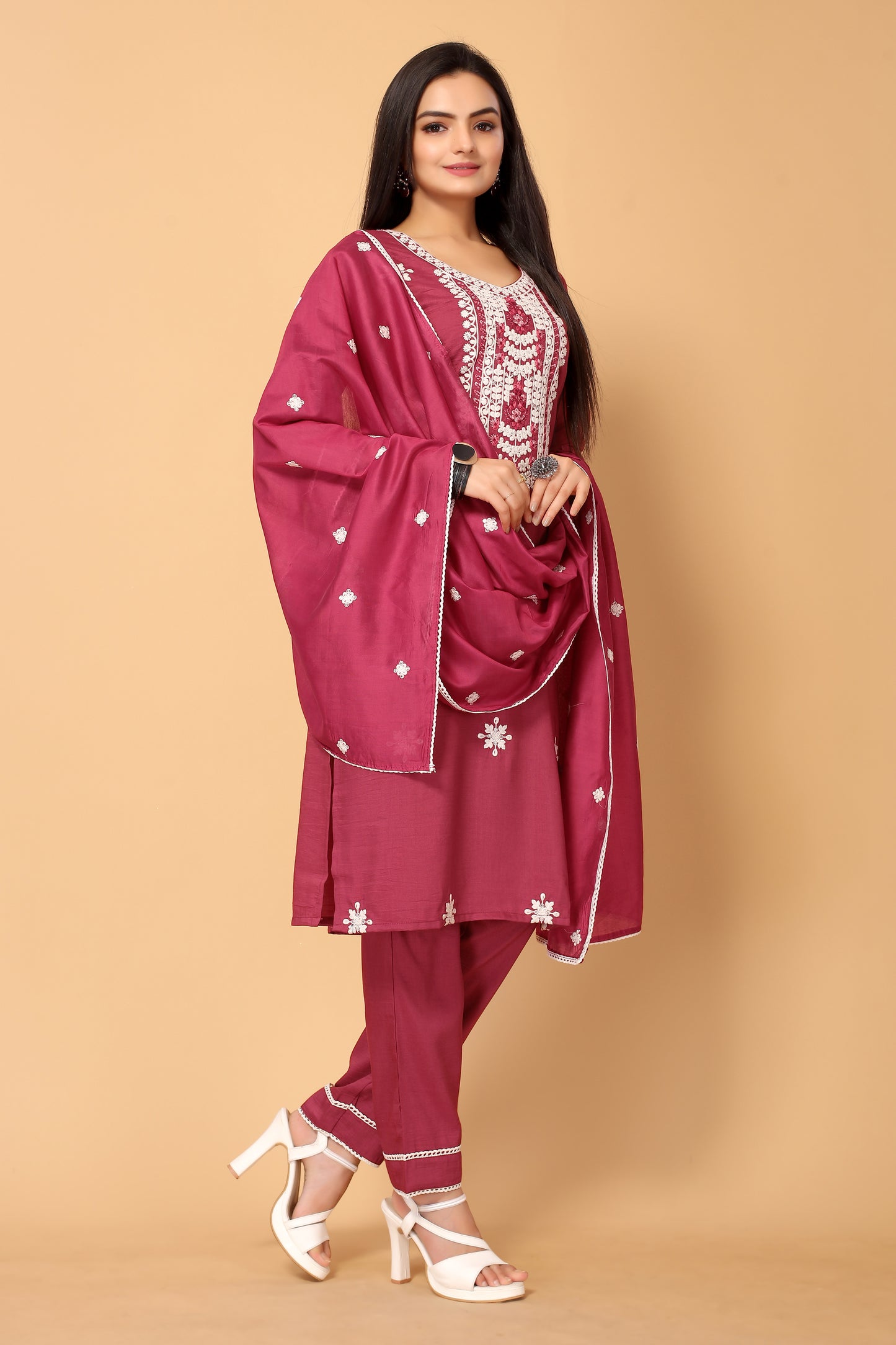 VEENA FESTIVE WEAR SILK BLEND KURTI