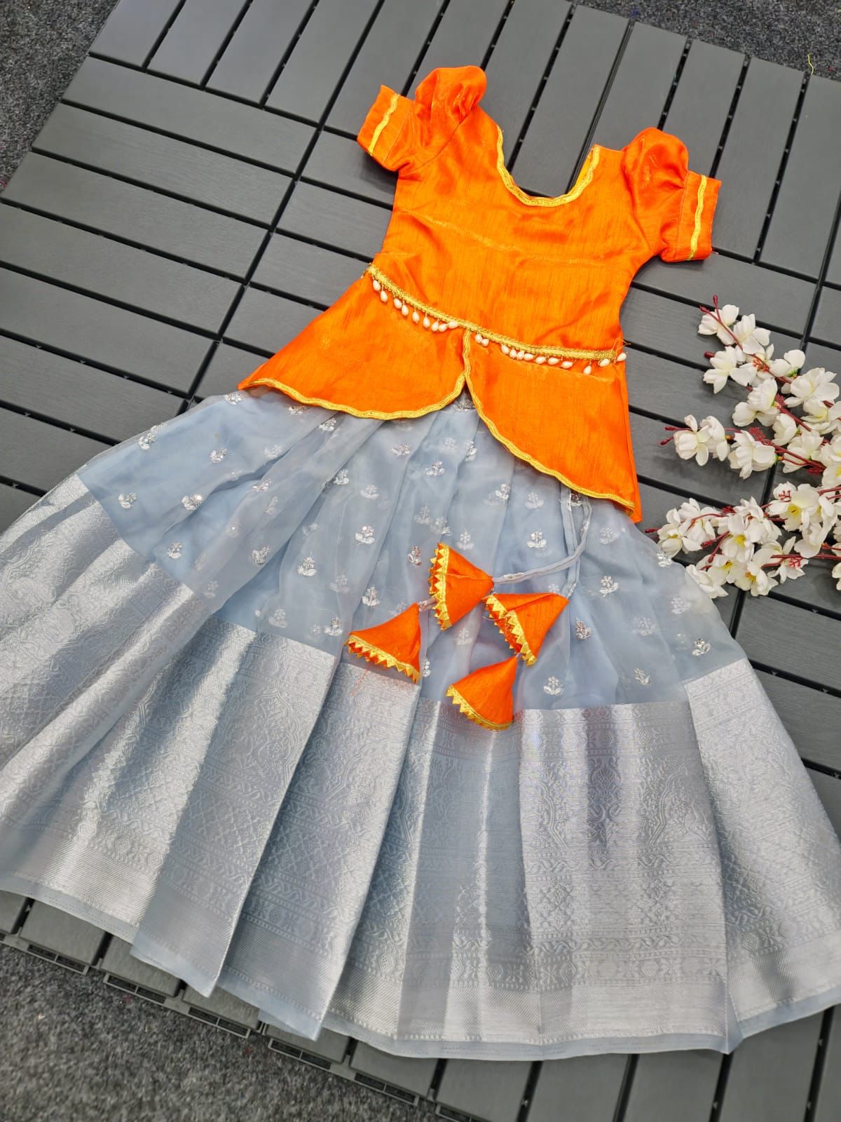 Lehenga blouse hotsell design for kids