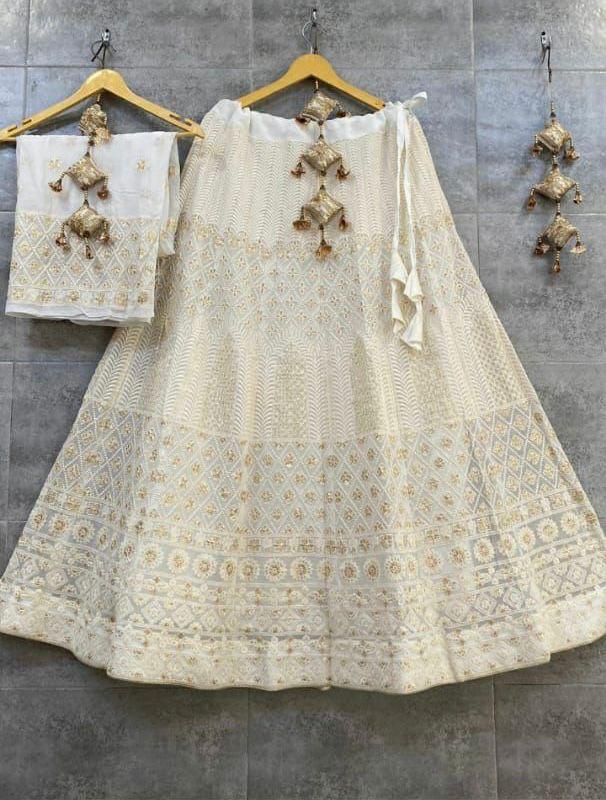 Lakhnavi work chaniya on sale choli