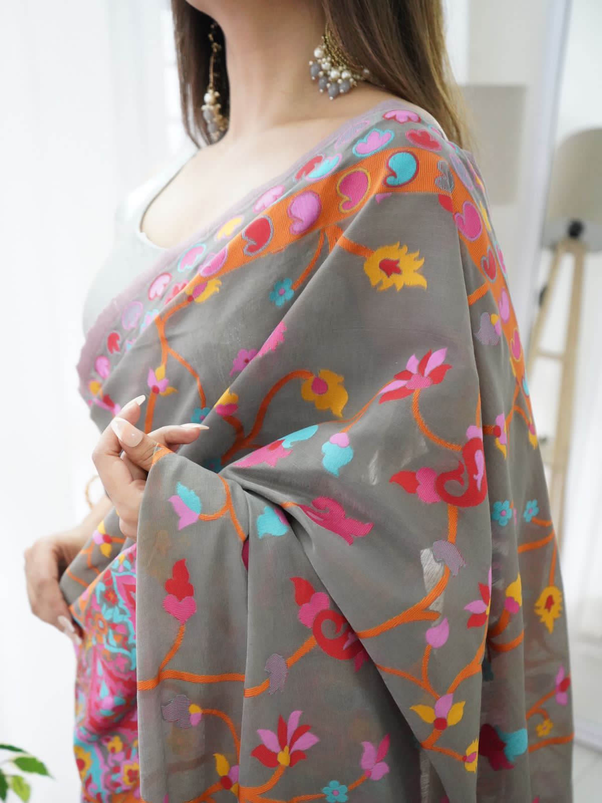 Fancy Kashmiri Pasmina Kachi Work Saree