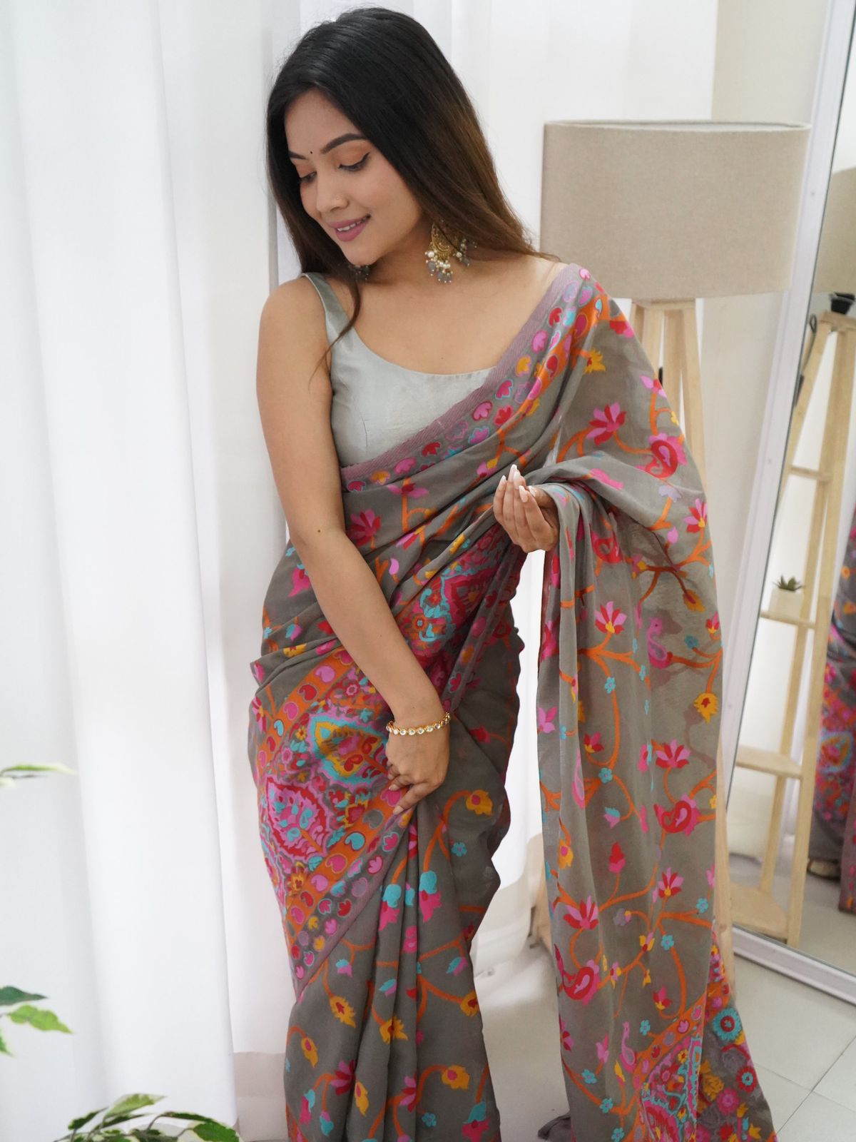 Fancy Kashmiri Pasmina Kachi Work Saree