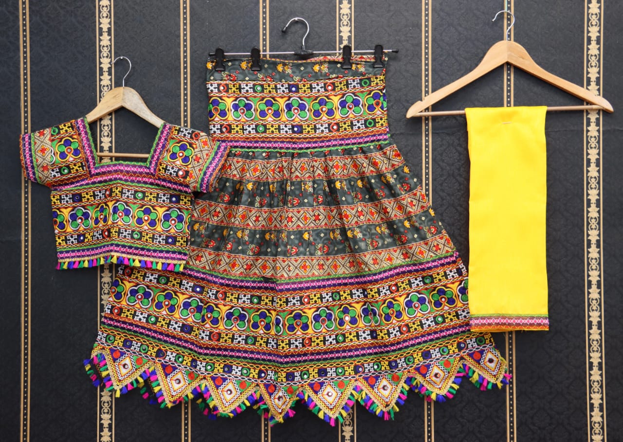 Kids Navratri Lehenga Anantexports