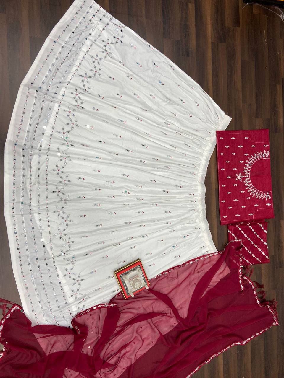 HEAVY REYON LEHENGA CHOLI Anant Tex Exports Private Limited