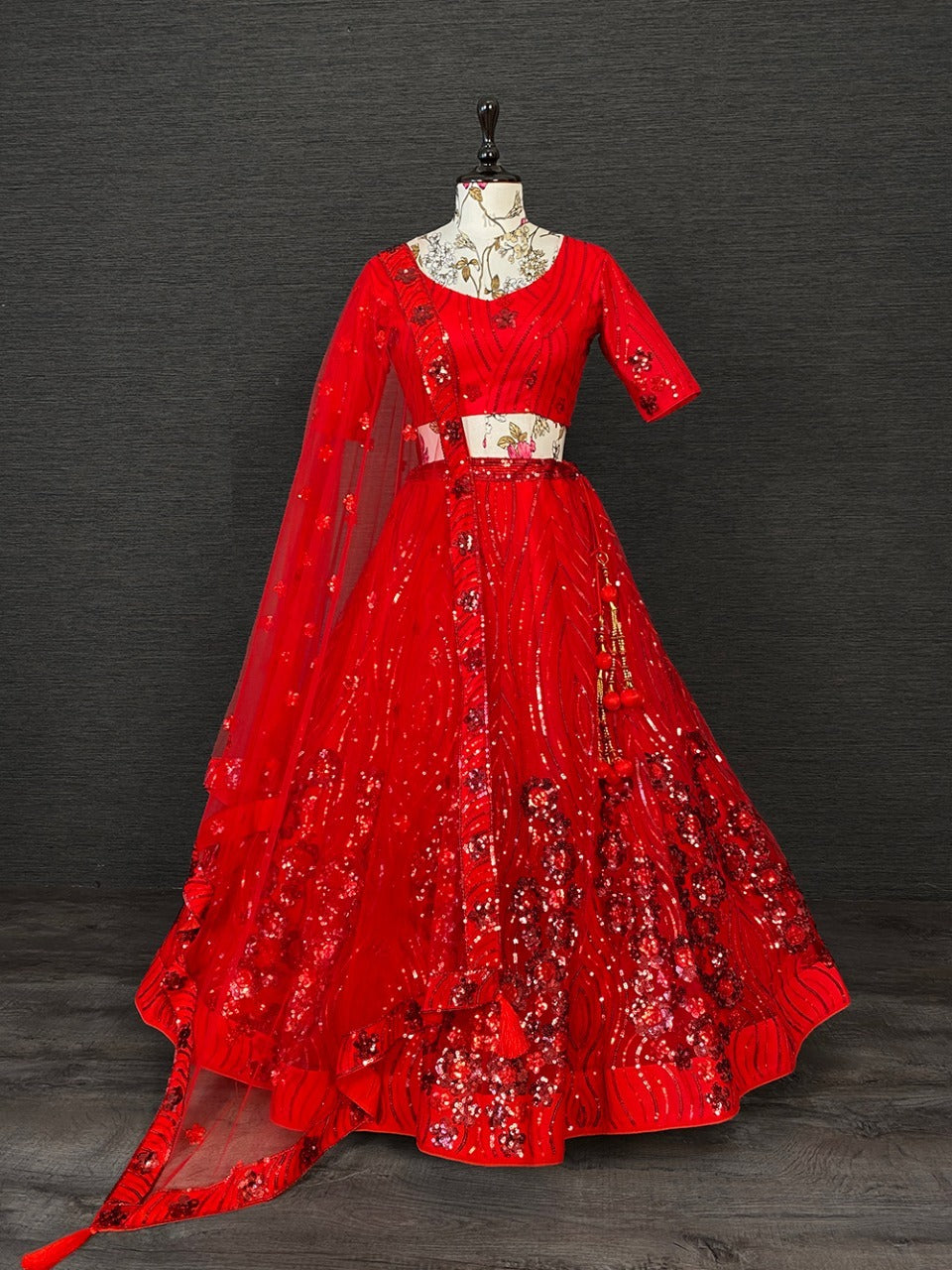 Red on sale party lehenga