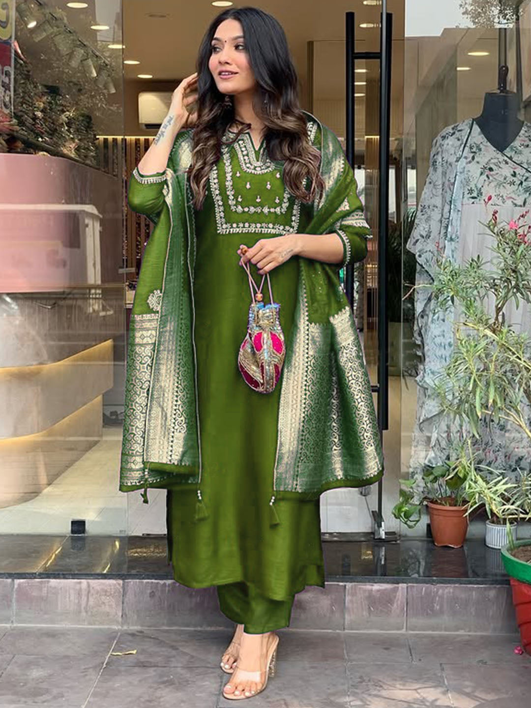 Green Viscose Chanderi Embroidered Kurti Set with Jacquard Dupatta