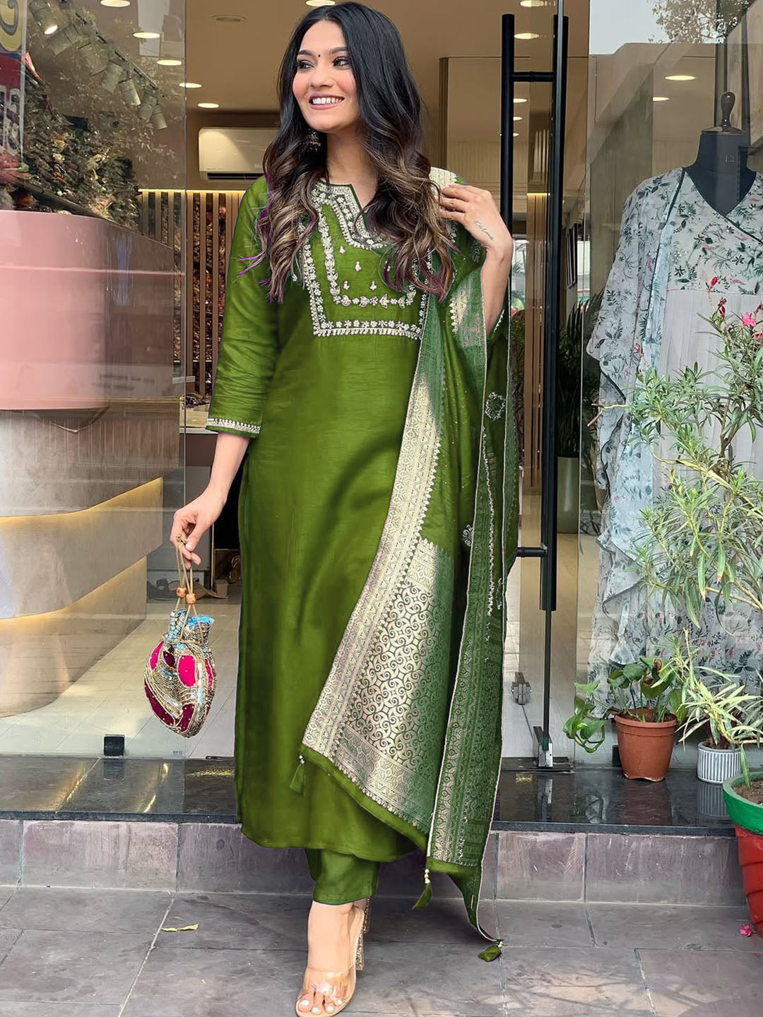 Green Viscose Chanderi Embroidered Kurti Set with Jacquard Dupatta