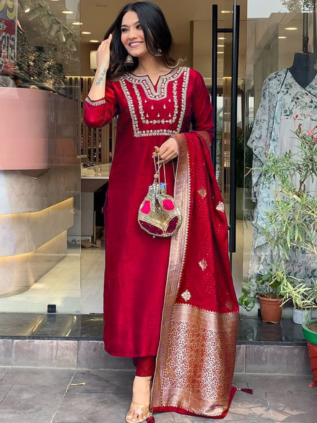 Red Viscose Chanderi Embroidered Kurti Set with Jacquard Dupatta