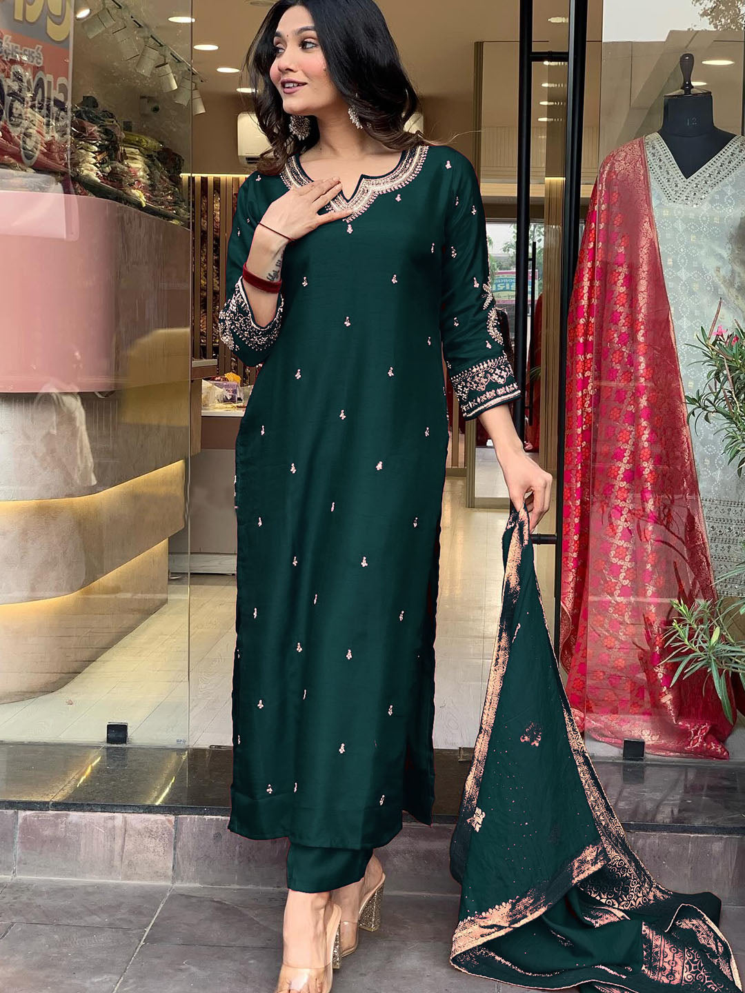 Rama Green Chanderi Kurti Set with Embroidered Jacquard Dupatta