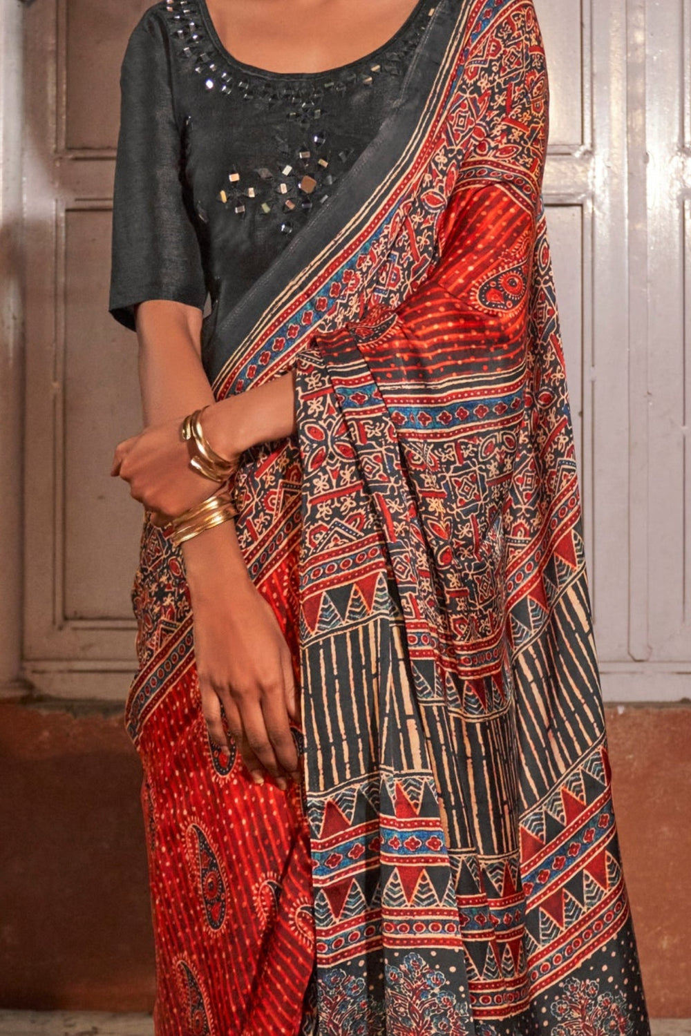 Gajji Lagdi Patta Saree