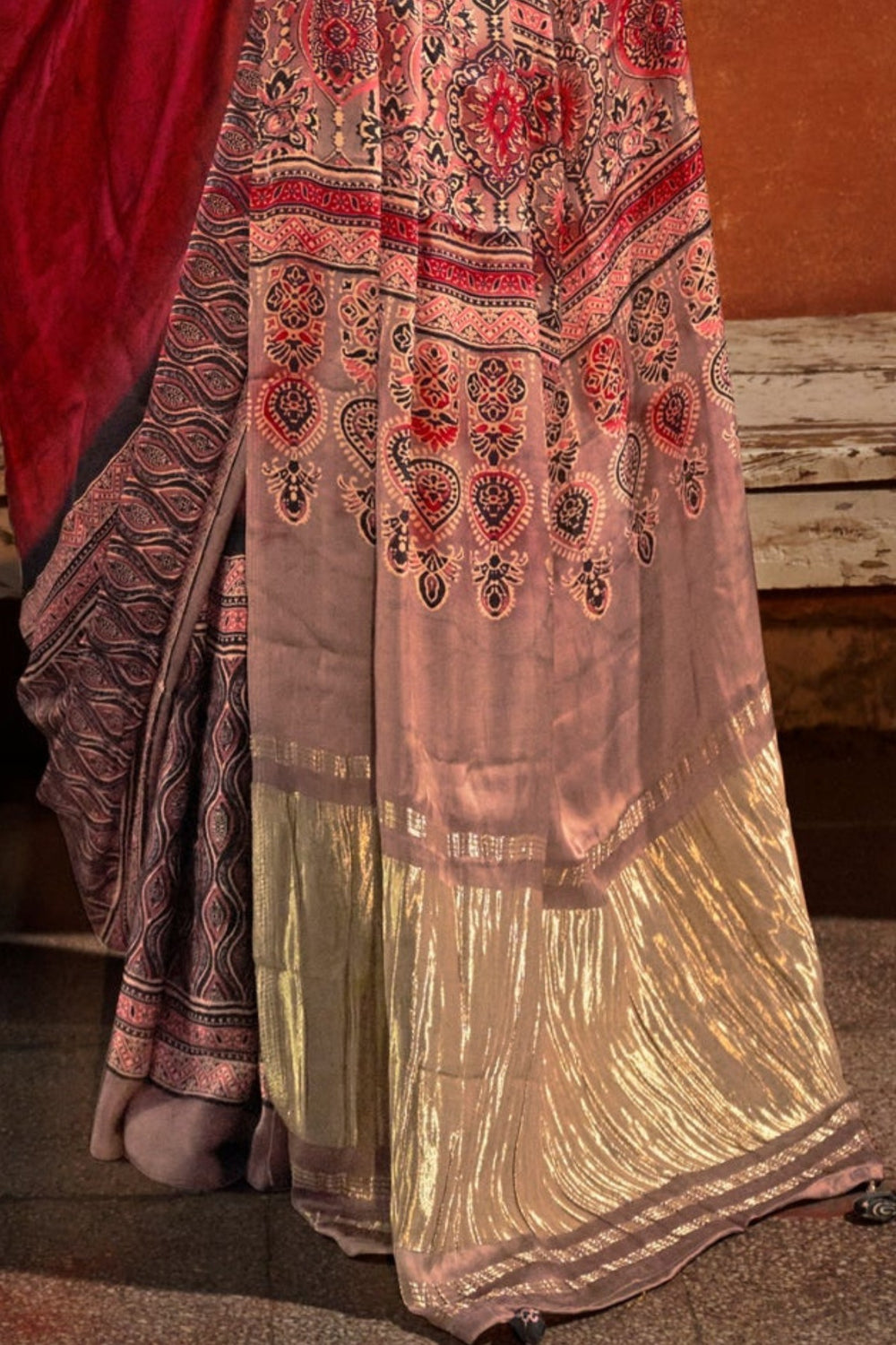 Gajji Lagdi Patta Saree