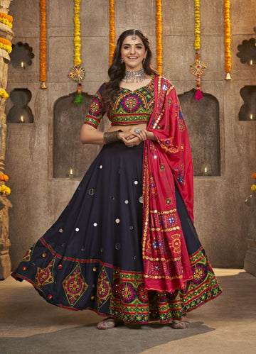 Beautiful Designer Navratri Garba Special Chaniya Choli