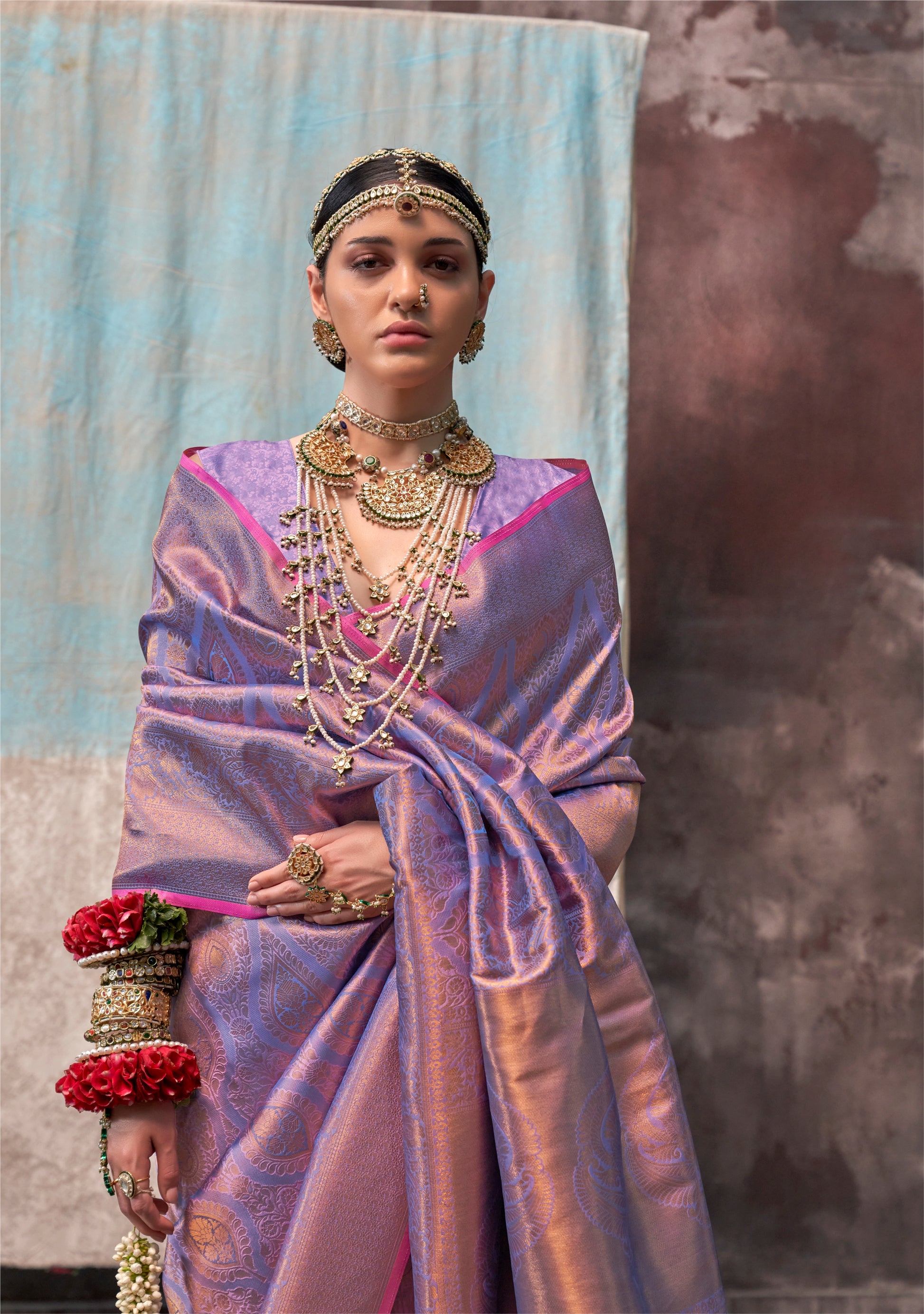 Lavender Handloom Two Tone Silk Saree with Gold Zari Work