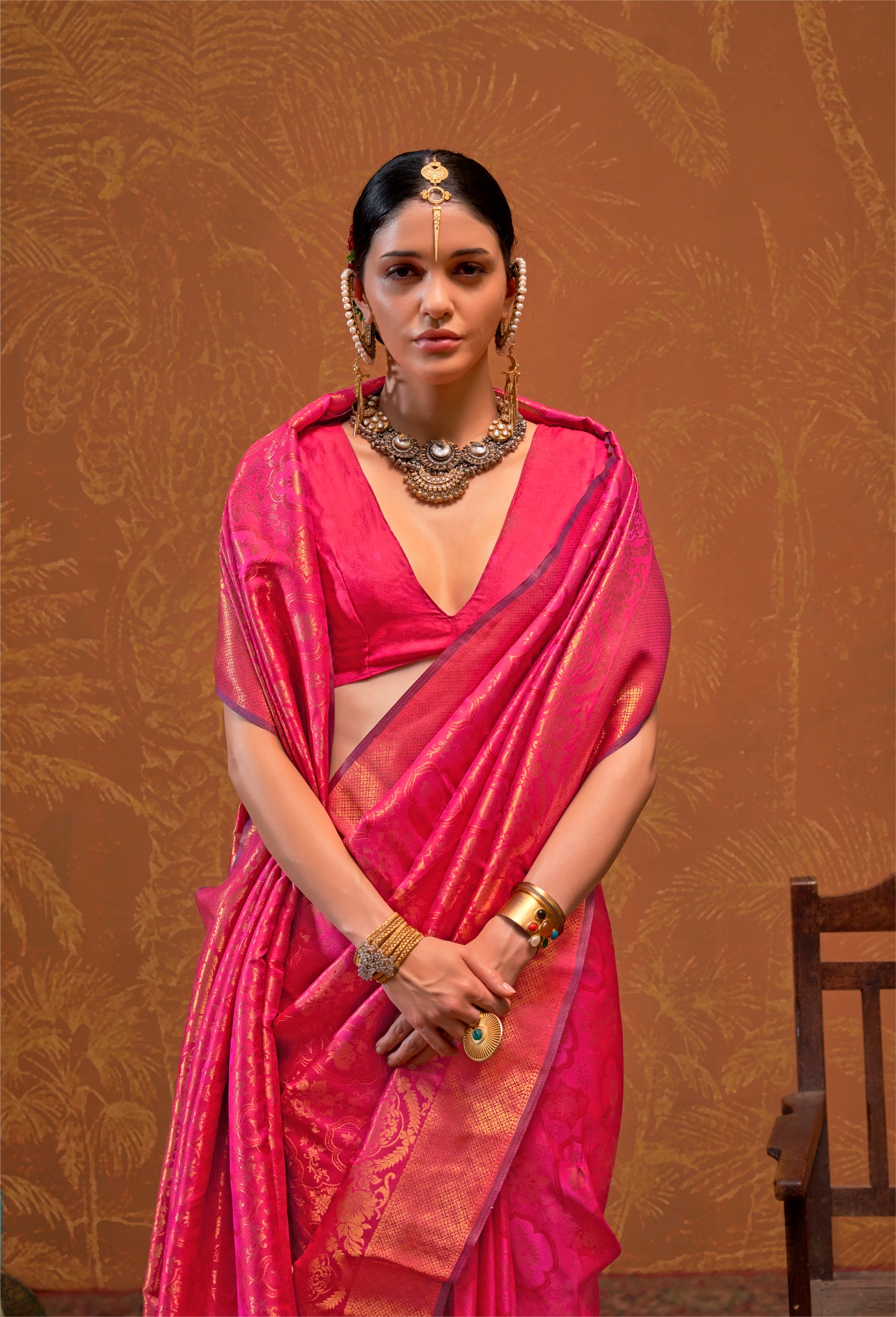 Pink Handloom Weaving Silk Saree with Matching Silk Blouse