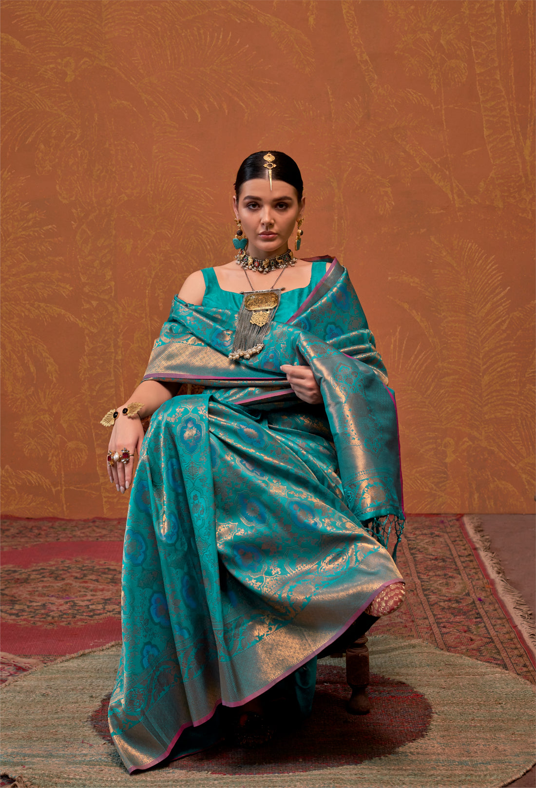 Turquoise Blue Handloom Weaving Silk Saree with Silk Blouse