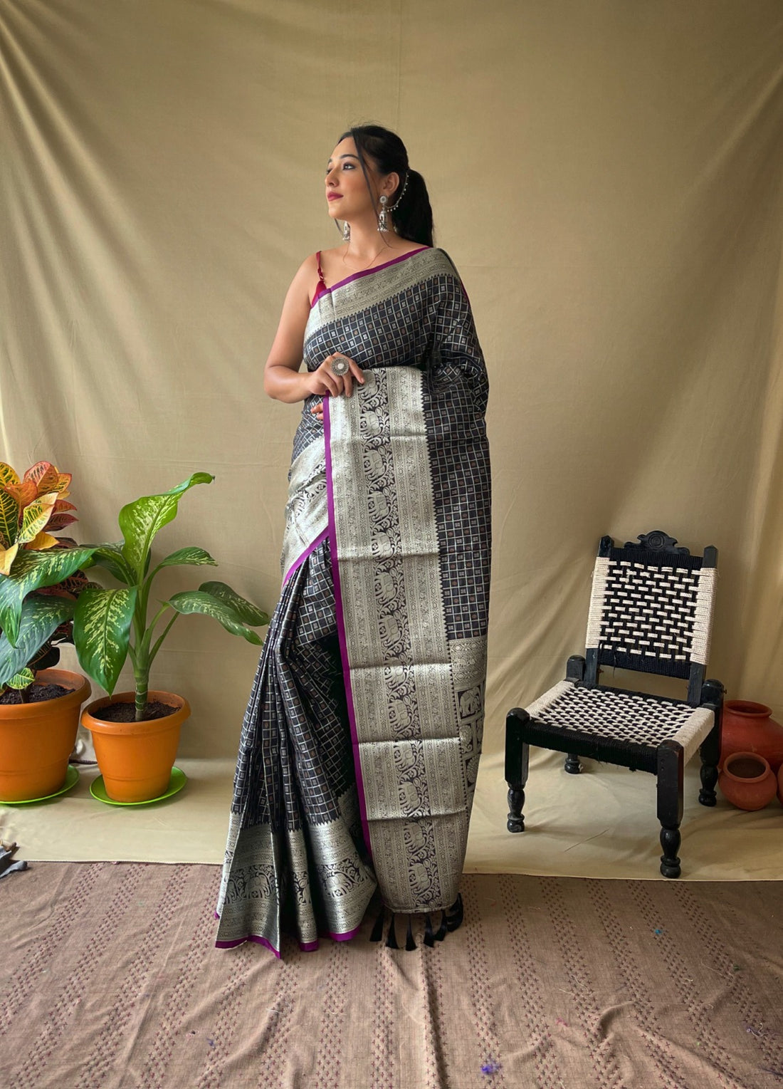 Pure Soft Designer Beautiful Rich Pallu Khicha Checks Silk Saree