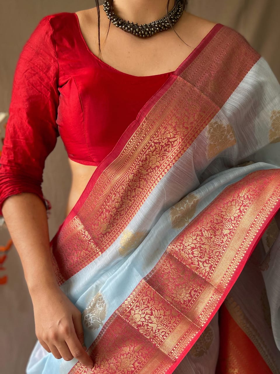 Beautiful Designer Pure Linen Chaap Saree