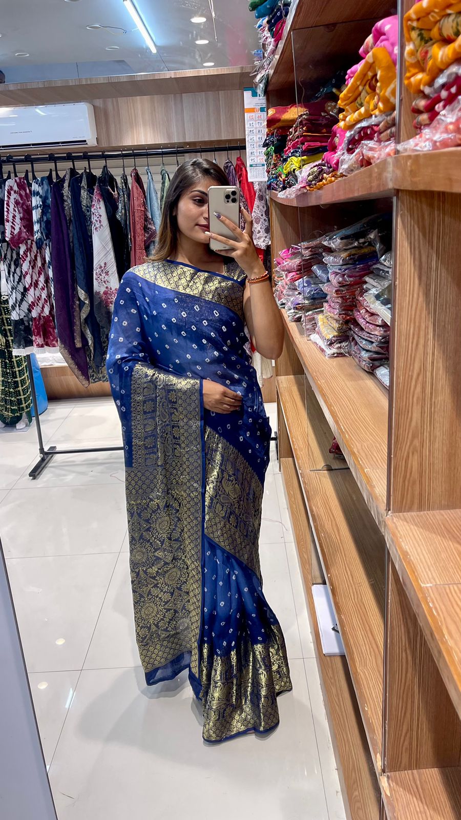 New Kanjivaram Bandhani Saree