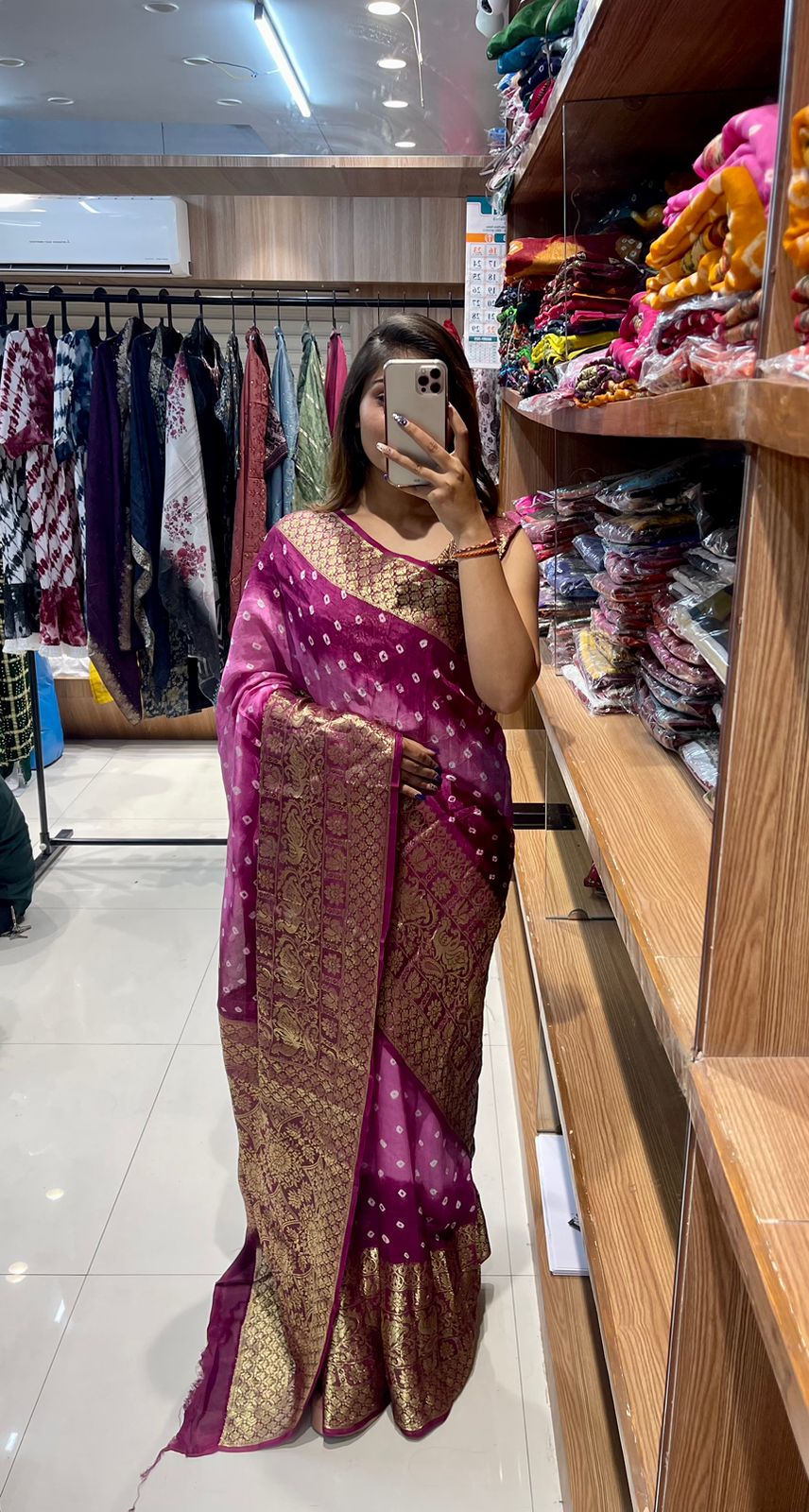 New Kanjivaram Bandhani Saree