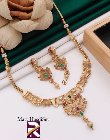 Beautiful Premium Quality Antique Necklace set with Earrings