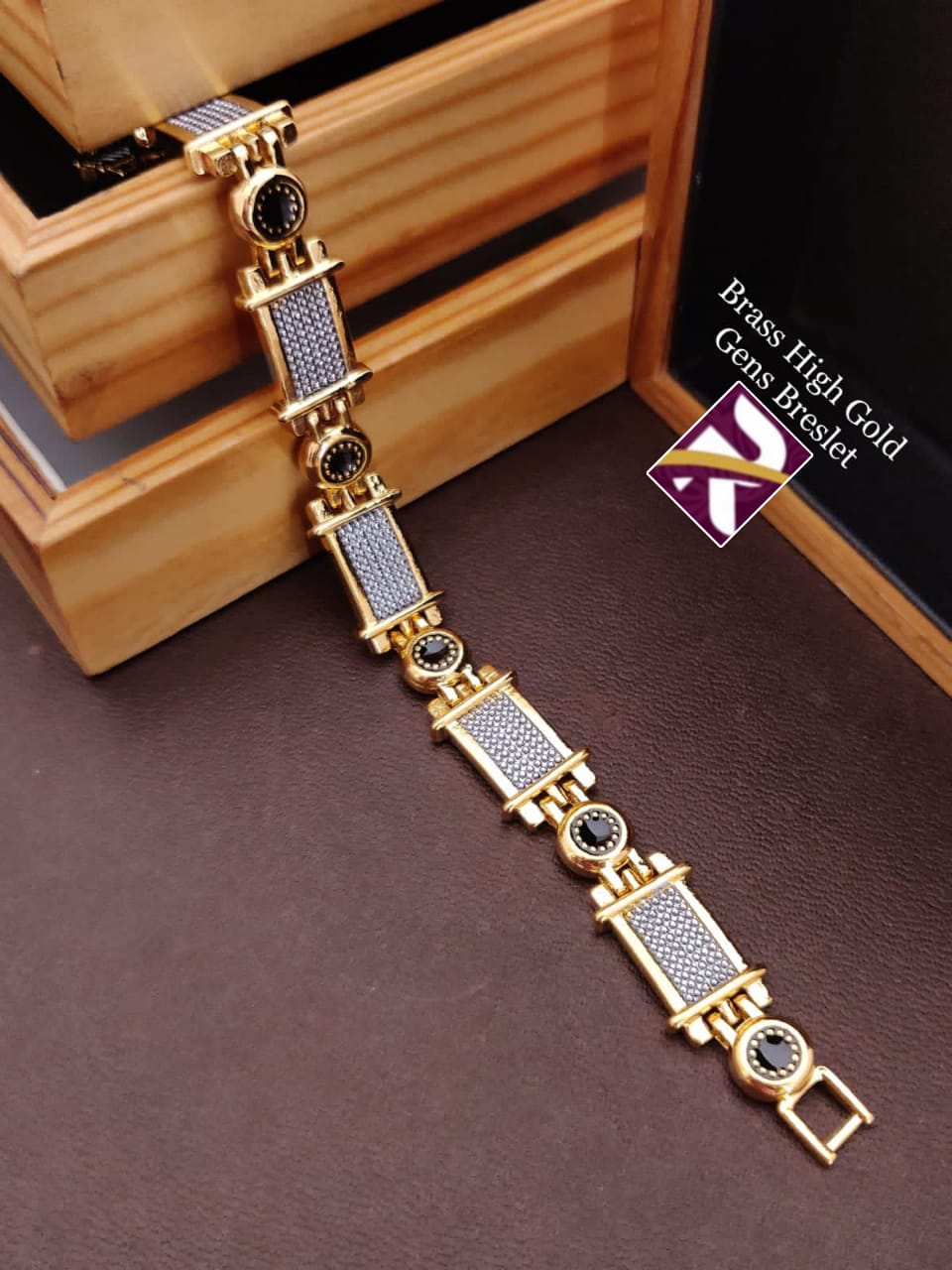 Beautiful Gold Plated Gents Fancy Bracelet