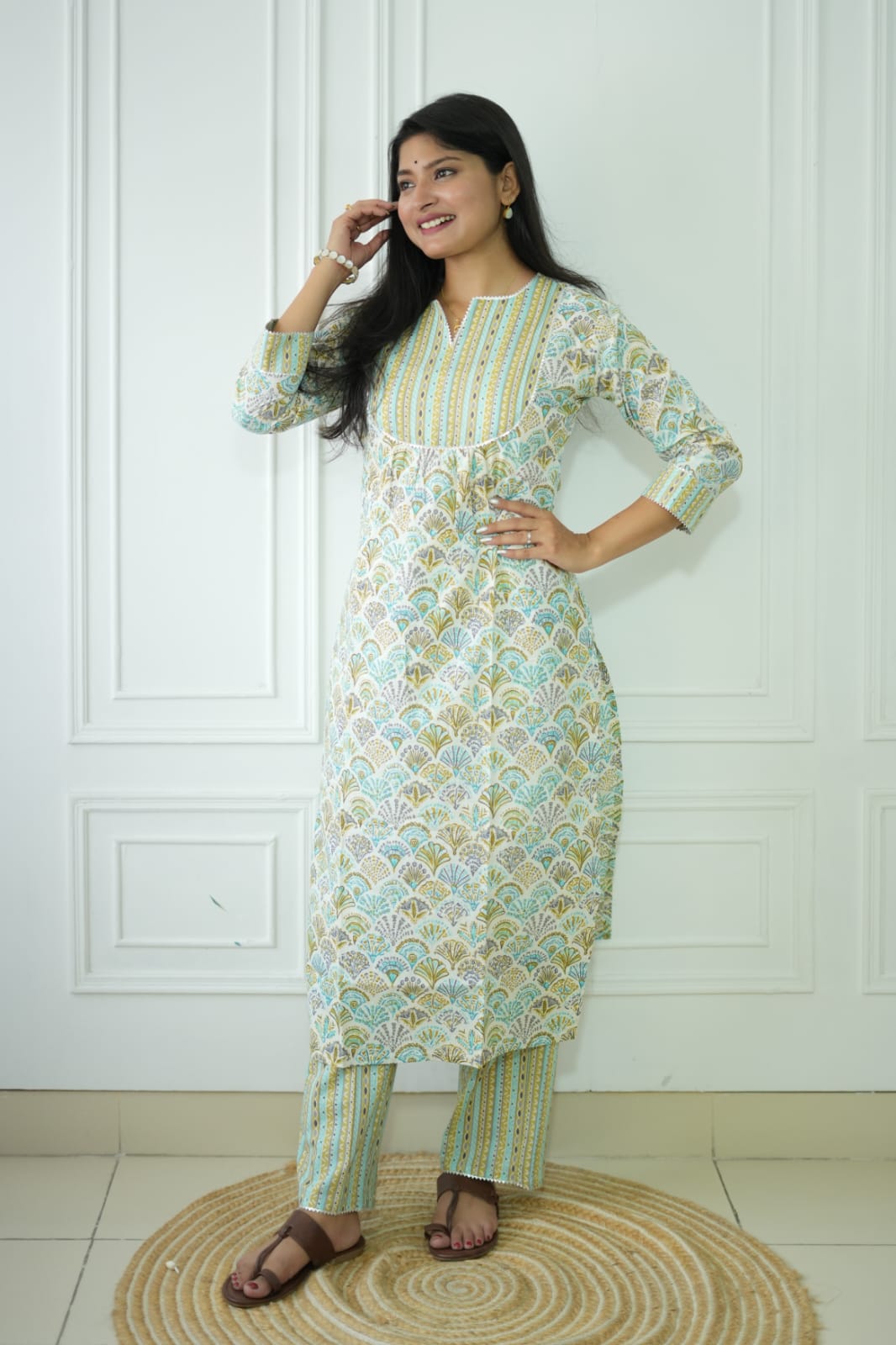 Women's Traditional Kurti with Bottom