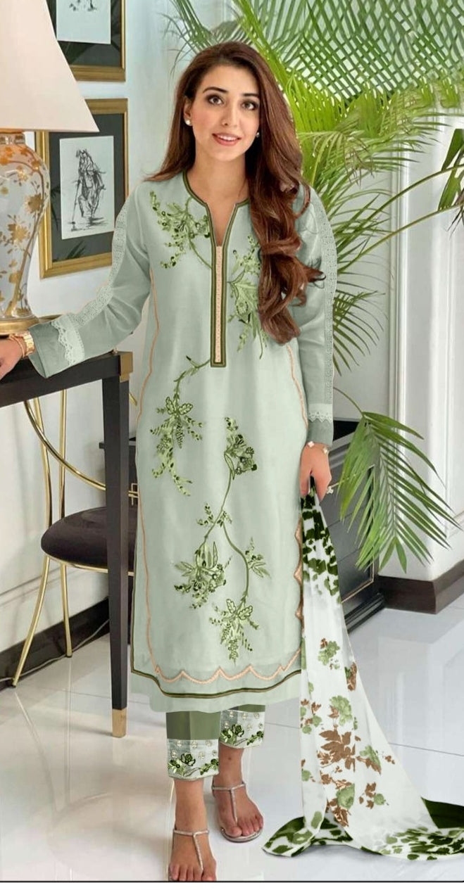 Aarsh Lunching Readymade Pakistani Suit Design 025