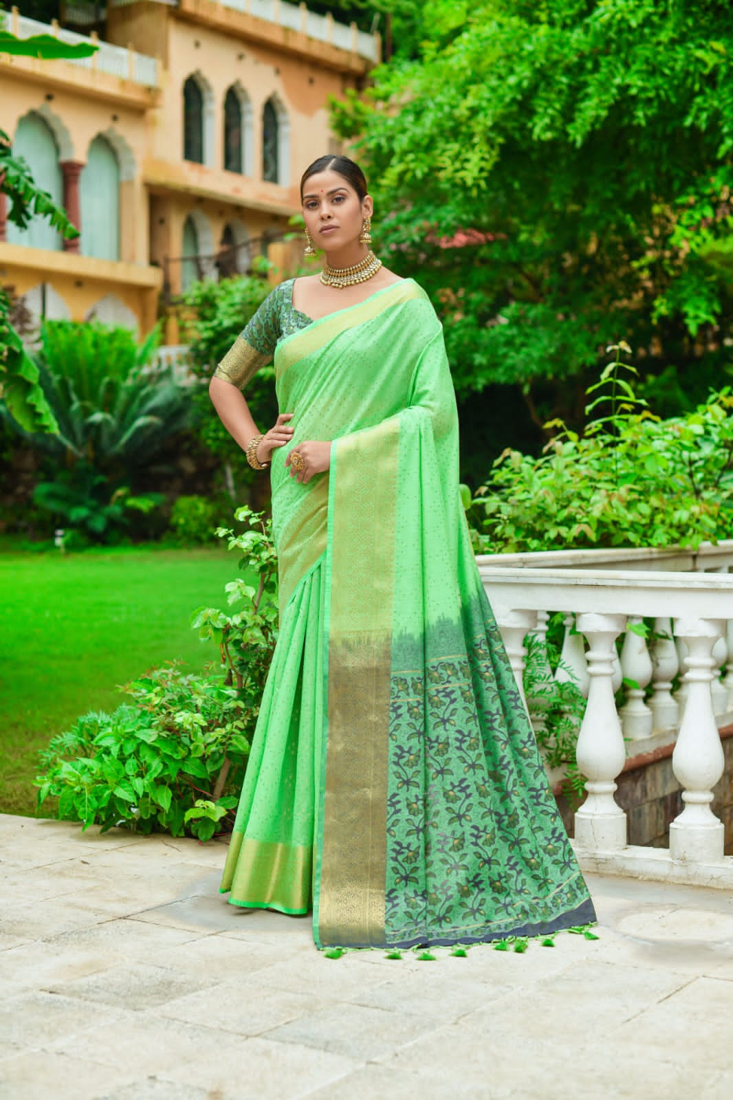 Beautiful Designer Heavy Premium Chanderi Silk Saree