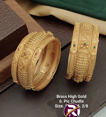 Beautiful Brass High Gold Plated Antique 6 Pcs Bangles