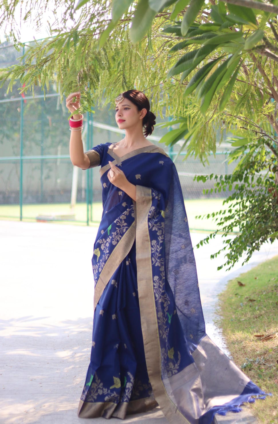 Beautiful Designer Pure Linen Silk Saree