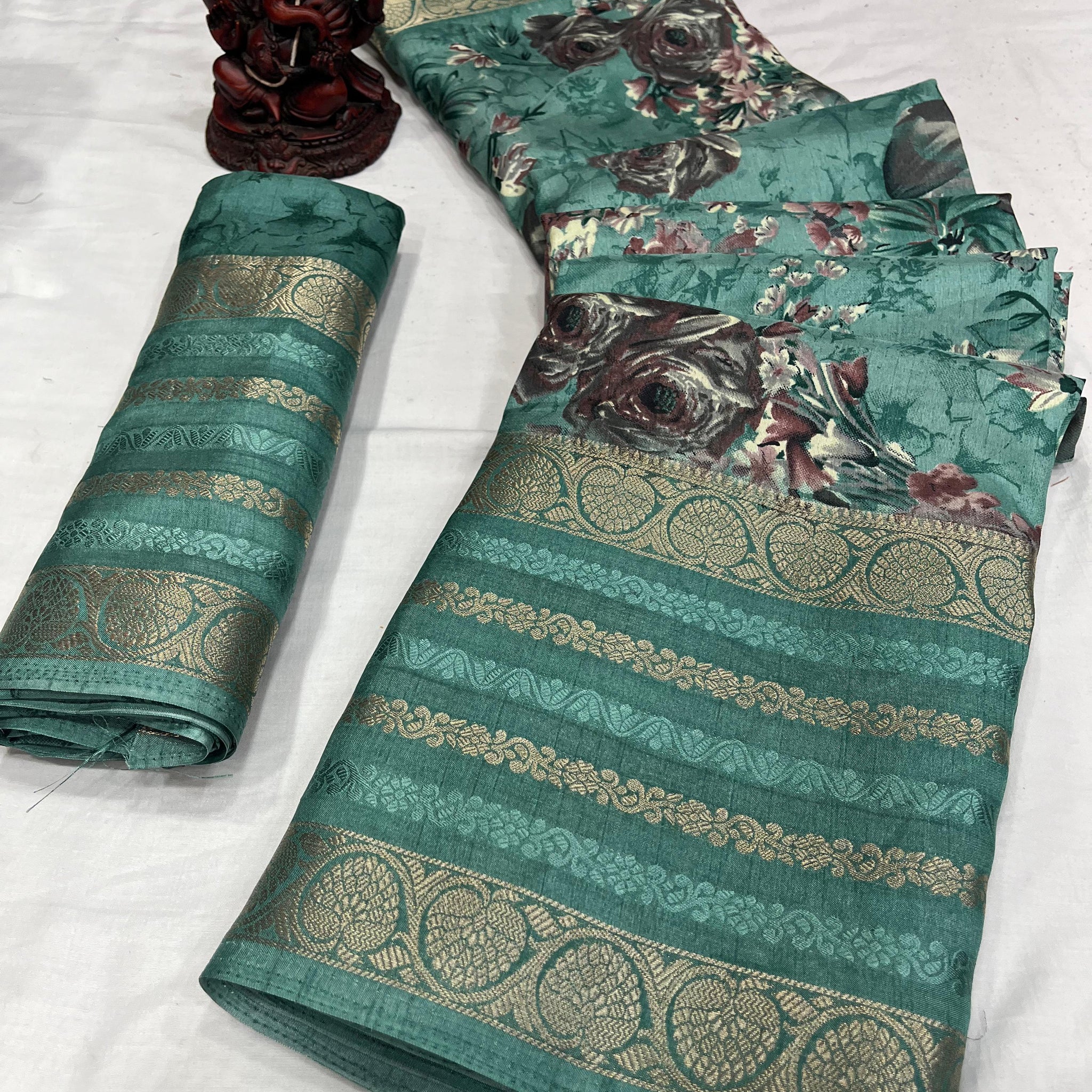 Party Wear Pure Dola Silk Jequard Border Saree