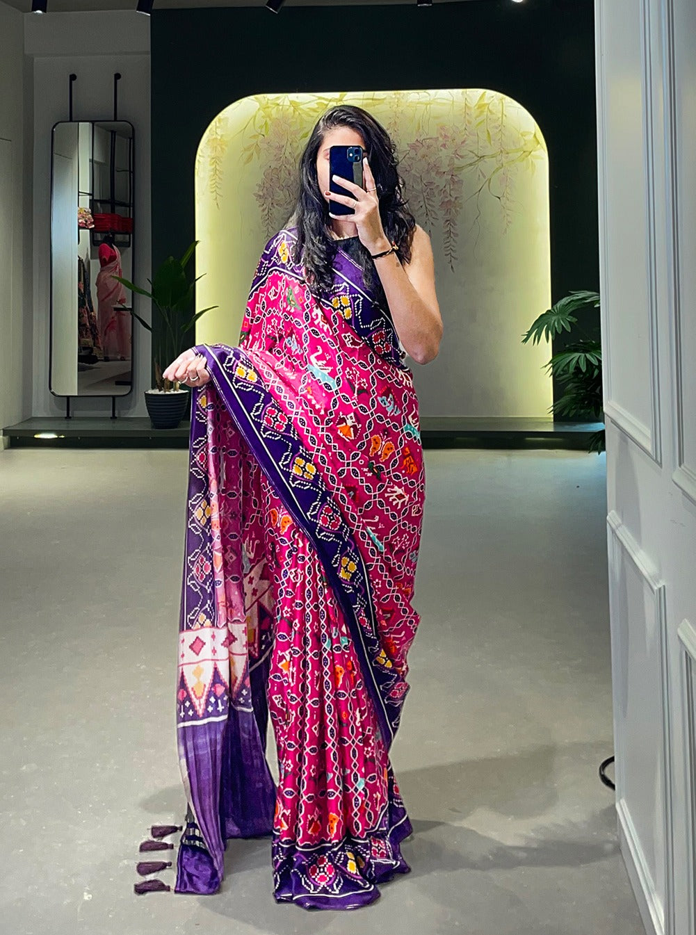 Beautiful Designer Gaji Silk
Printed With Lagadi Patta Saree