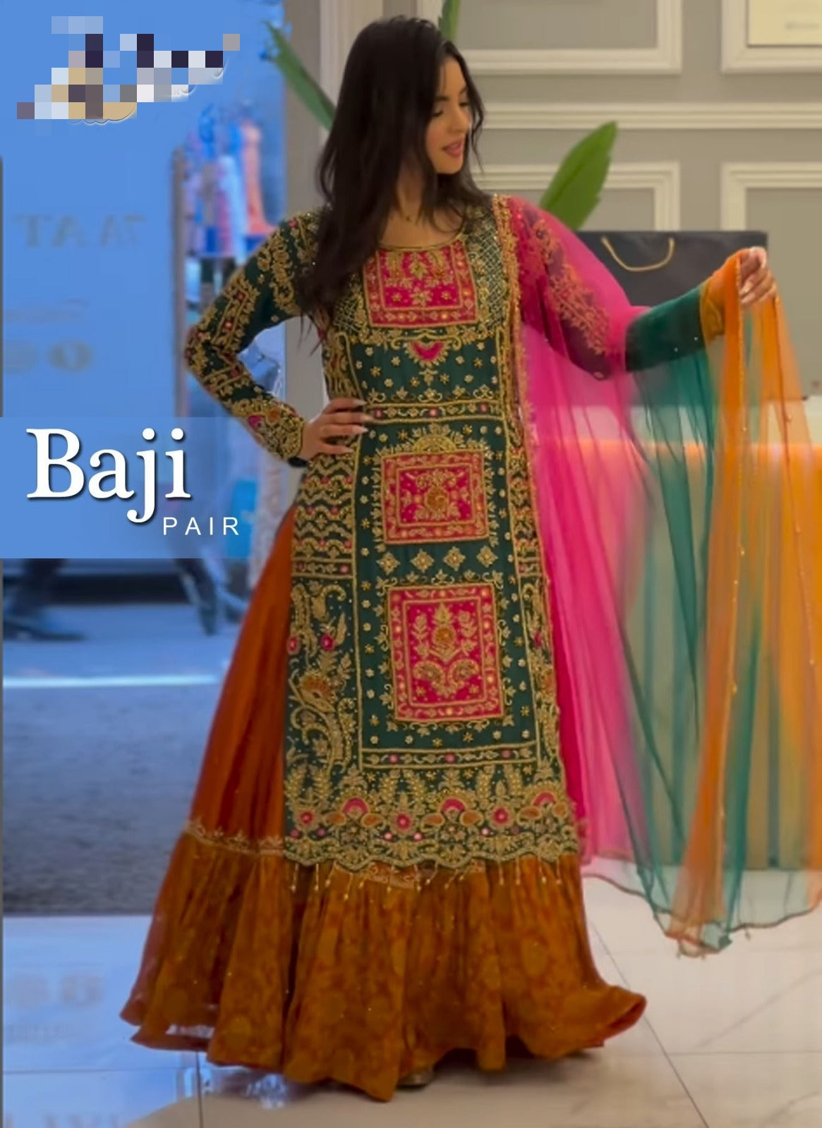 Beautiful Designer Pakistani Suit With Dupatta Set