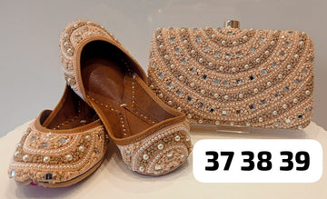 Beautiful Punjabi Juttis with Clutch Combo Set