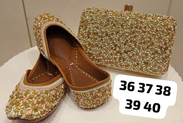 Beautiful Punjabi Juttis with Clutch Combo Set