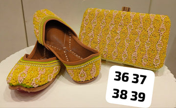 Beautiful Punjabi Juttis with Clutch Combo Set