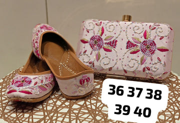 Beautiful Punjabi Juttis with Clutch Combo Set