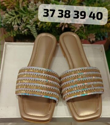 Beautiful Ethnic Women’s Punjabi Juttis