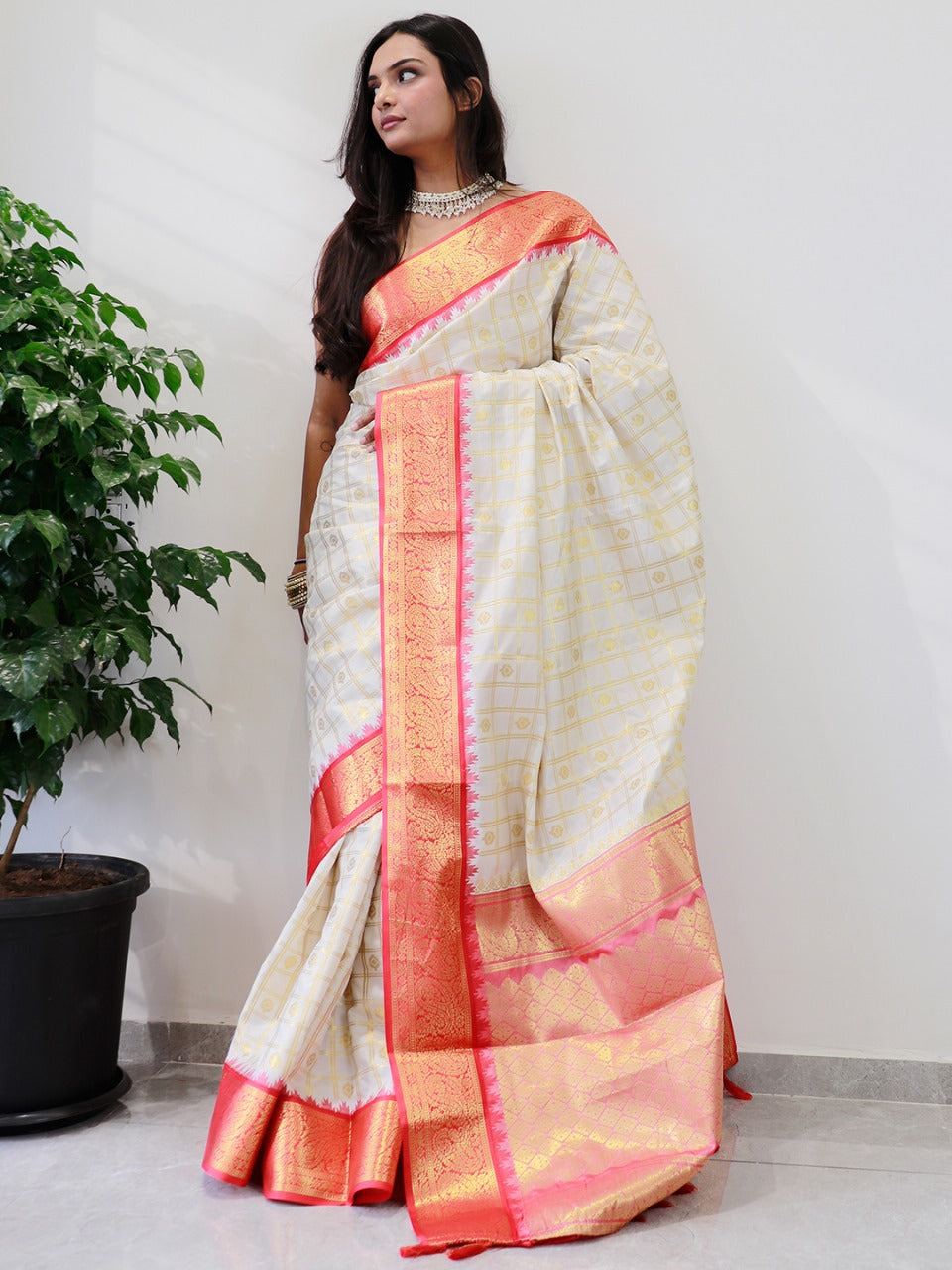 Beautiful Designer Soft Silk Pattu Gadwal Saree