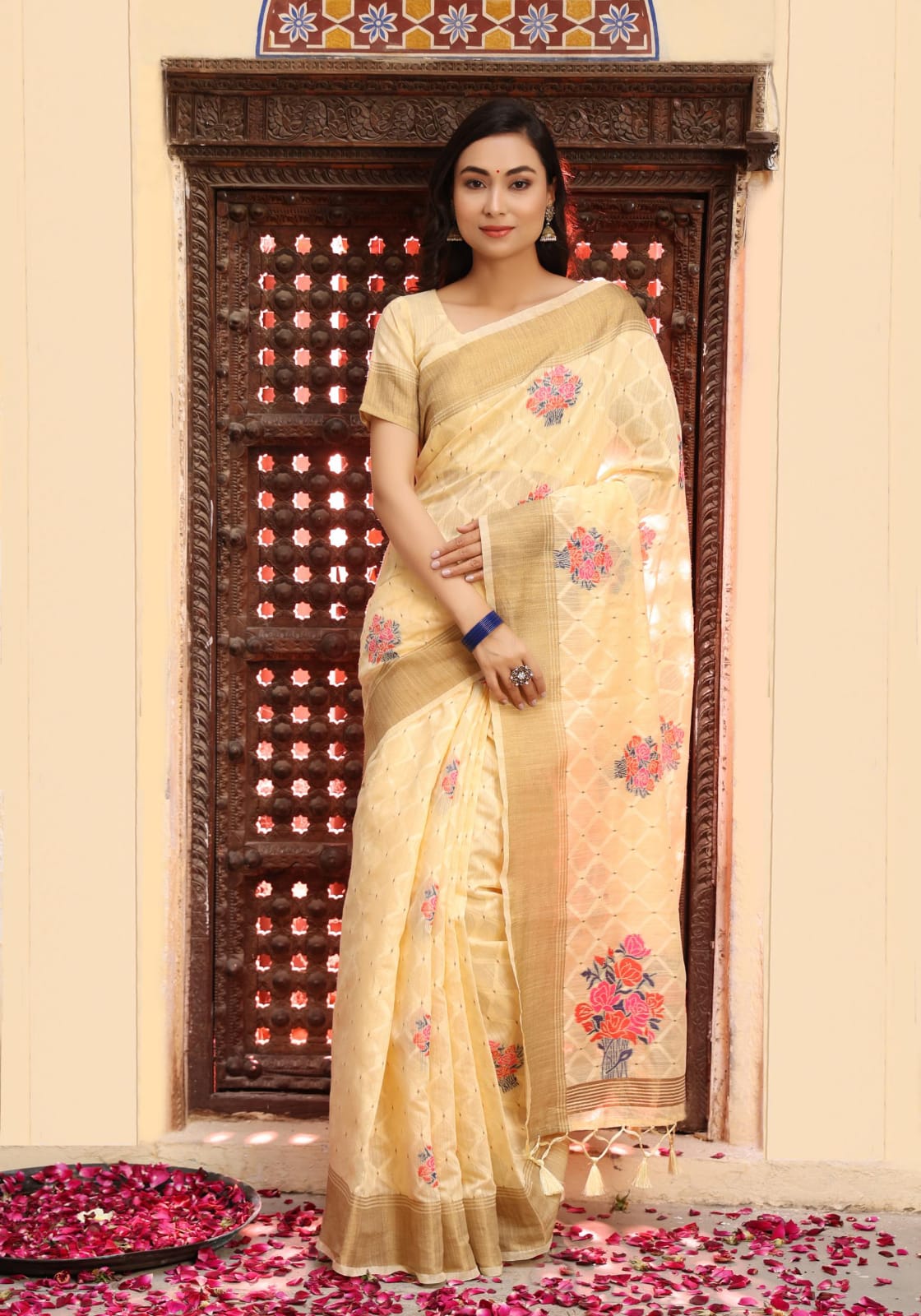 Beautiful Designer Pure Linen Weaving Saree