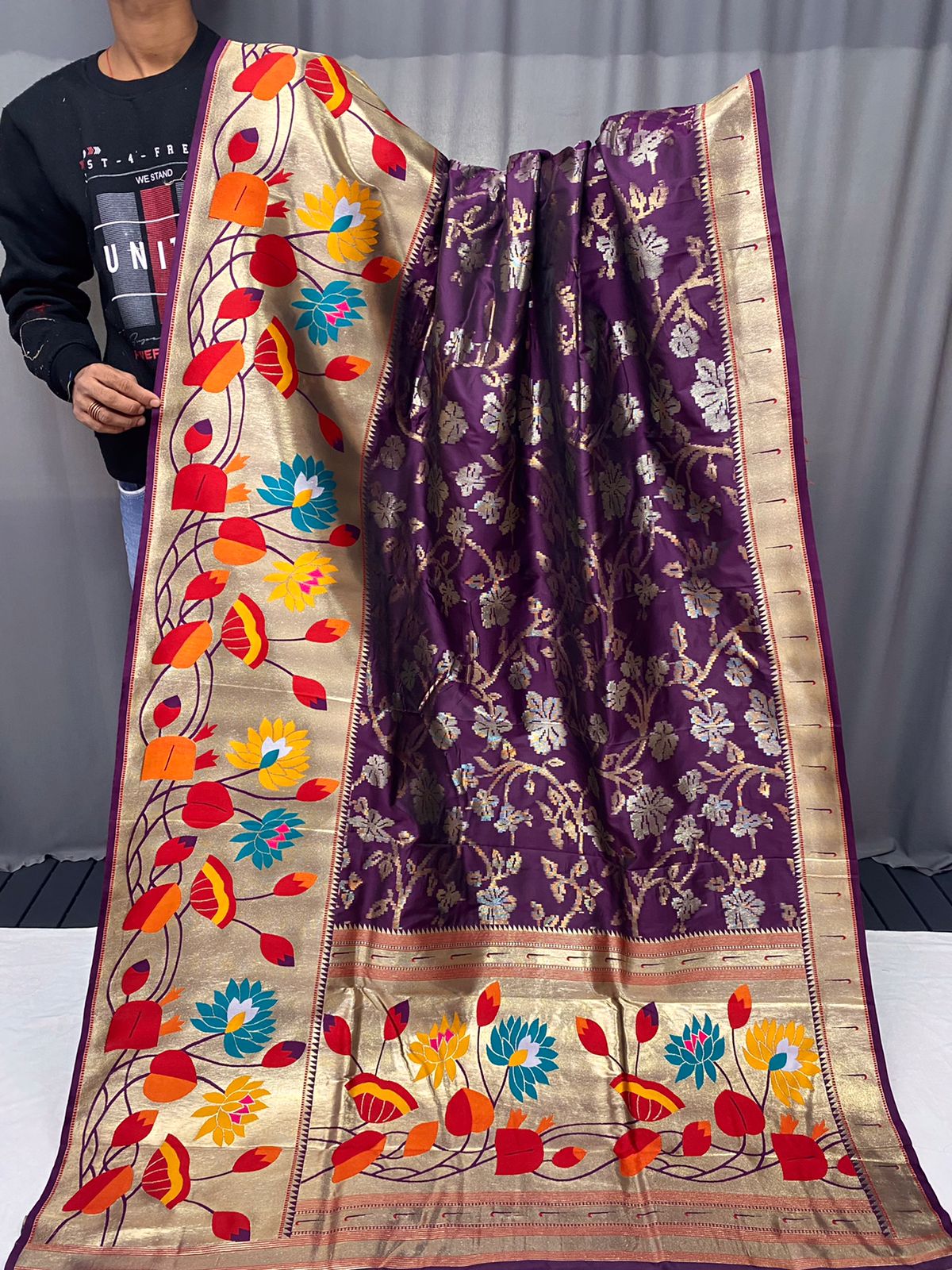 Beautiful Designer Geeta Pure Soft Paithani Silk Saree