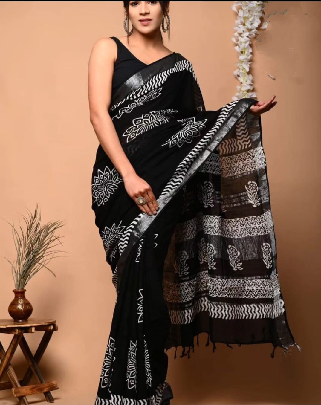 Beautiful Designer Linen With Silver Jari Patta Saree