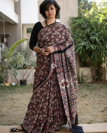 Beautiful Designer Imported Cotton Silk with Digital Print Saree