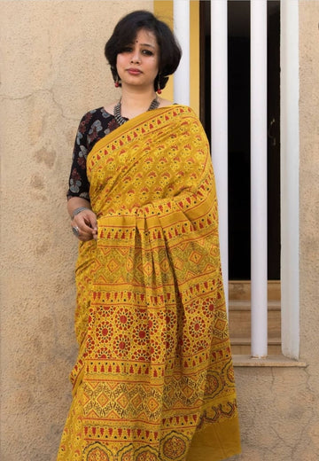 Beautiful Designer Imported Cotton Digital Print Saree