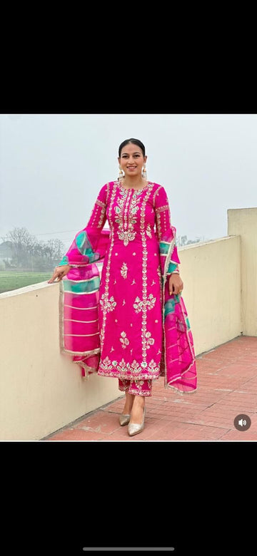 Beautiful Designer Boutique Punjabi Salwer Suit