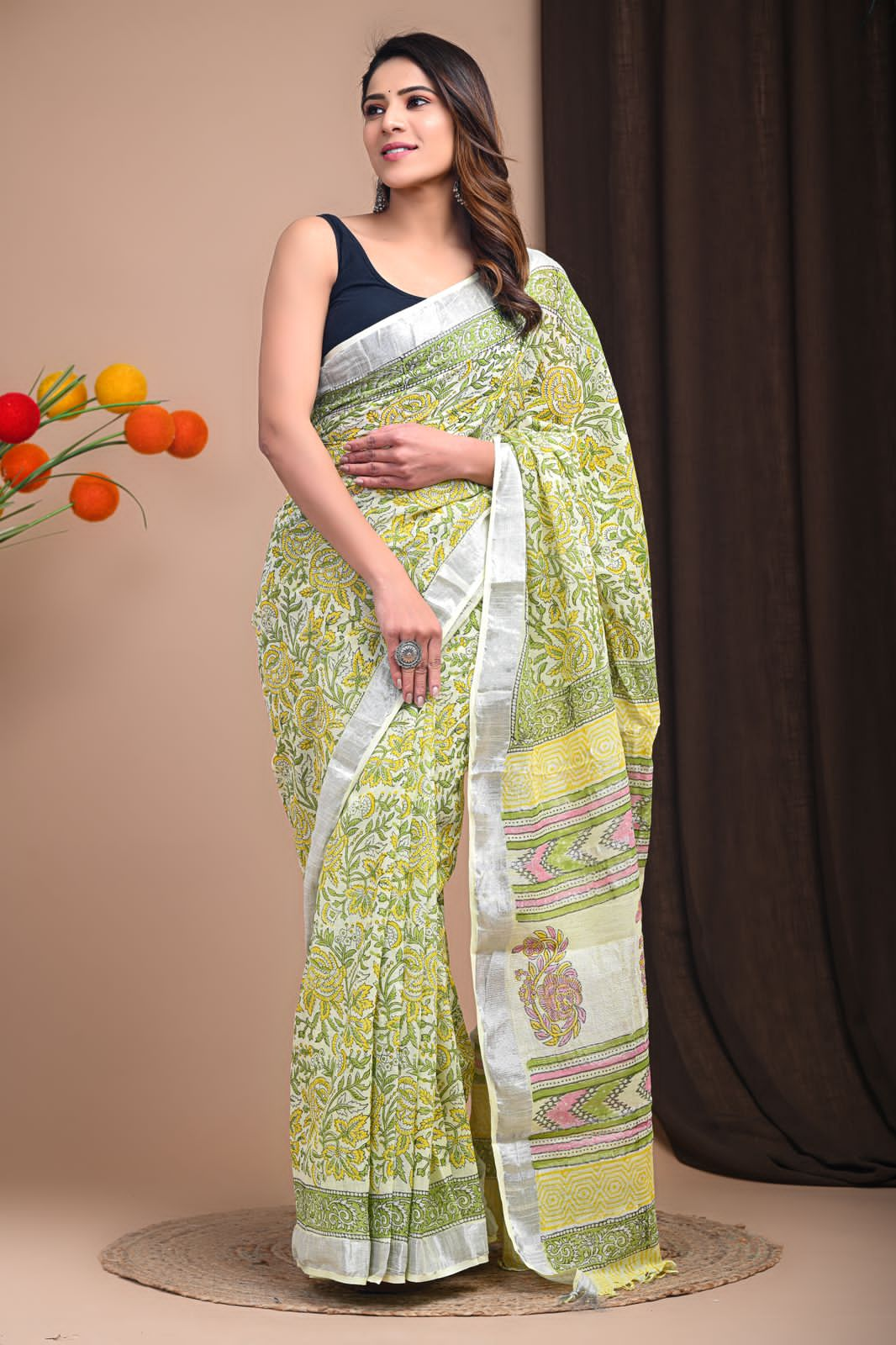 Beautiful Designer Original Linen Saree With Digital Print