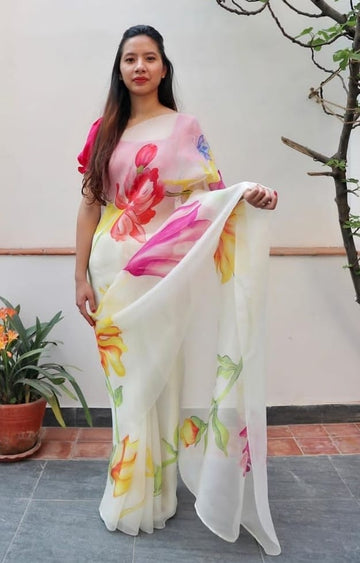 Beautiful Designer Soft Georgette With Digital Print Saree