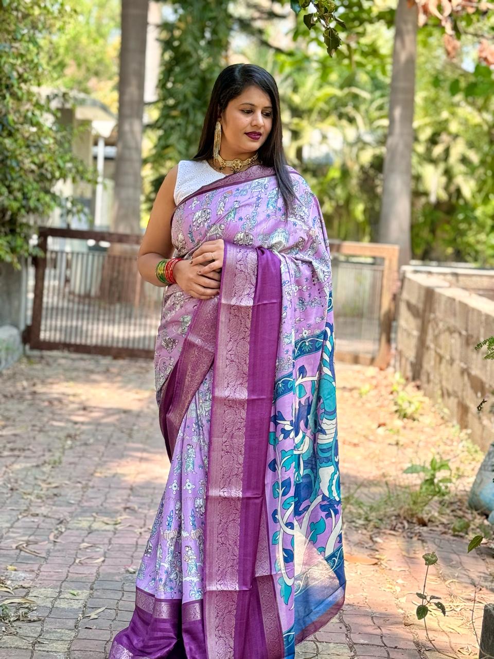 Beautiful Designer Summer Special Soft Digital Print Dola Silk Saree