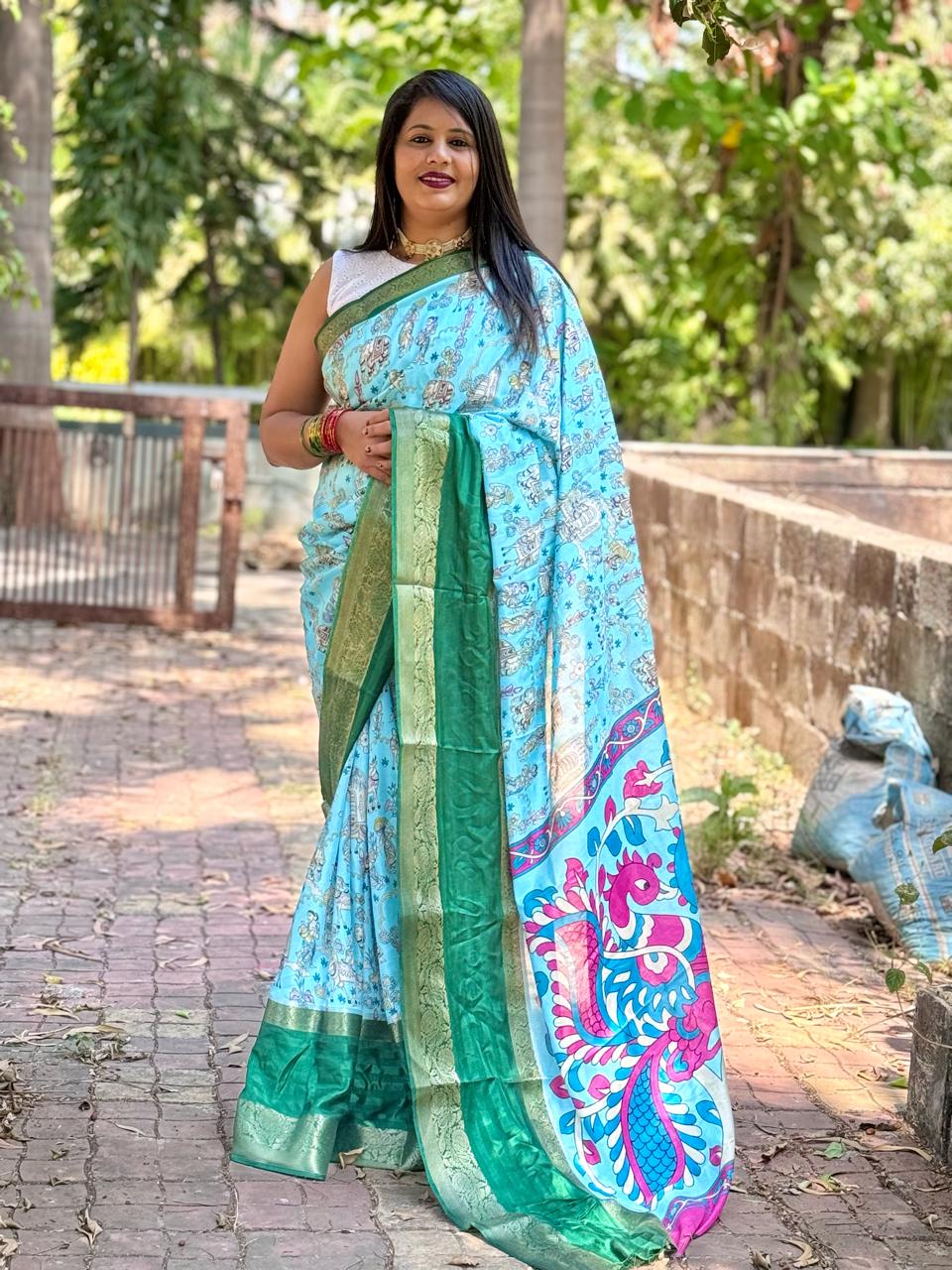 Beautiful Designer Summer Special Soft Digital Print Dola Silk Saree