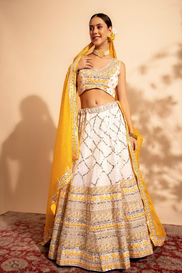 lehenga choli design for ladies